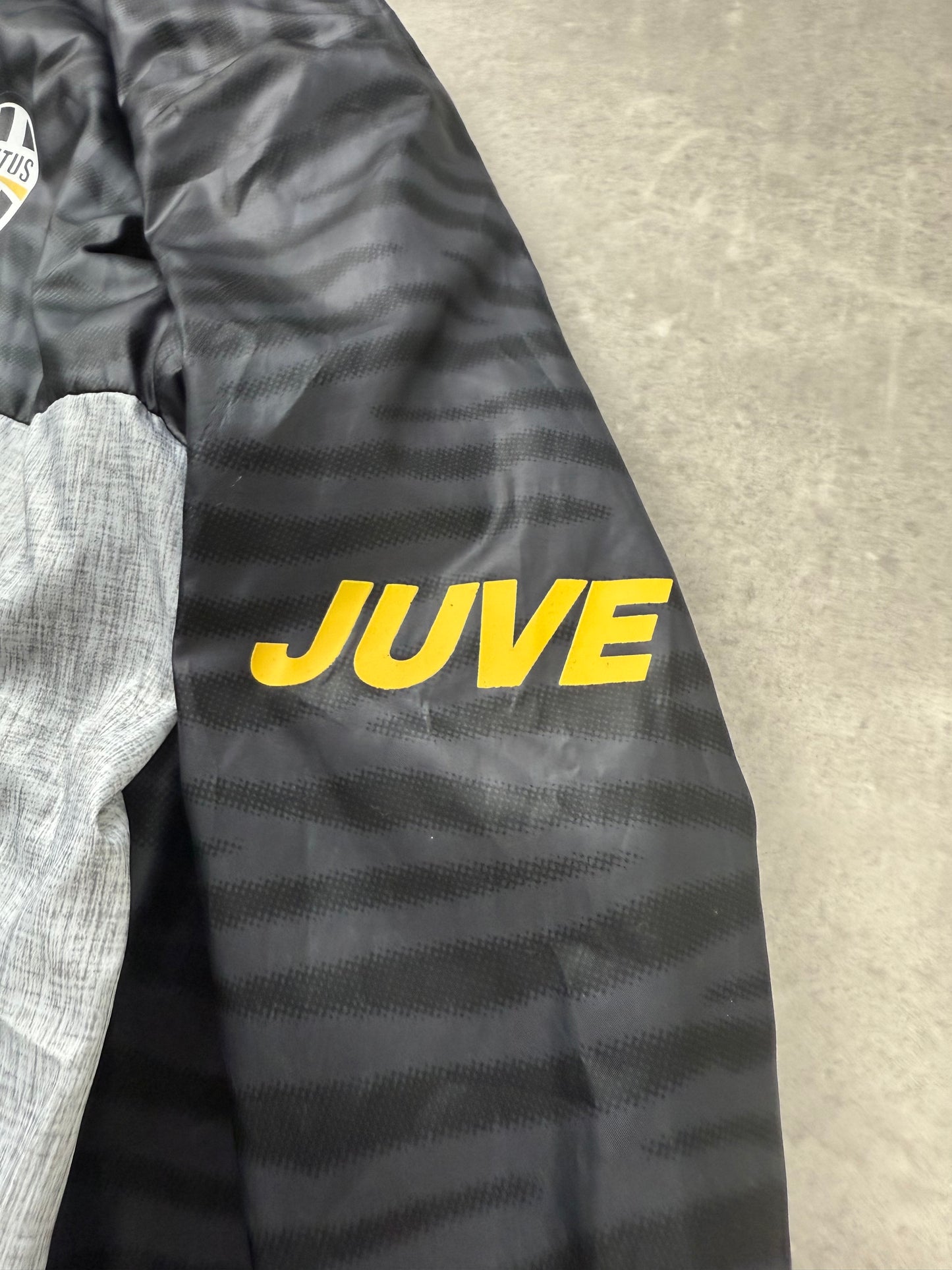 Adidas Juventus Turin Trackjacket (S)